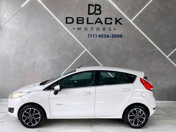 FORD FIESTA 1.6 TITANIUM HATCH 16V FLEX 4P POWERSHIFT